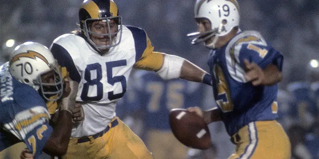 NFL Hall of Famer Jack Youngblood on 'virtual' draft due to COVID-19: 'Maybe it will make them work harder'
