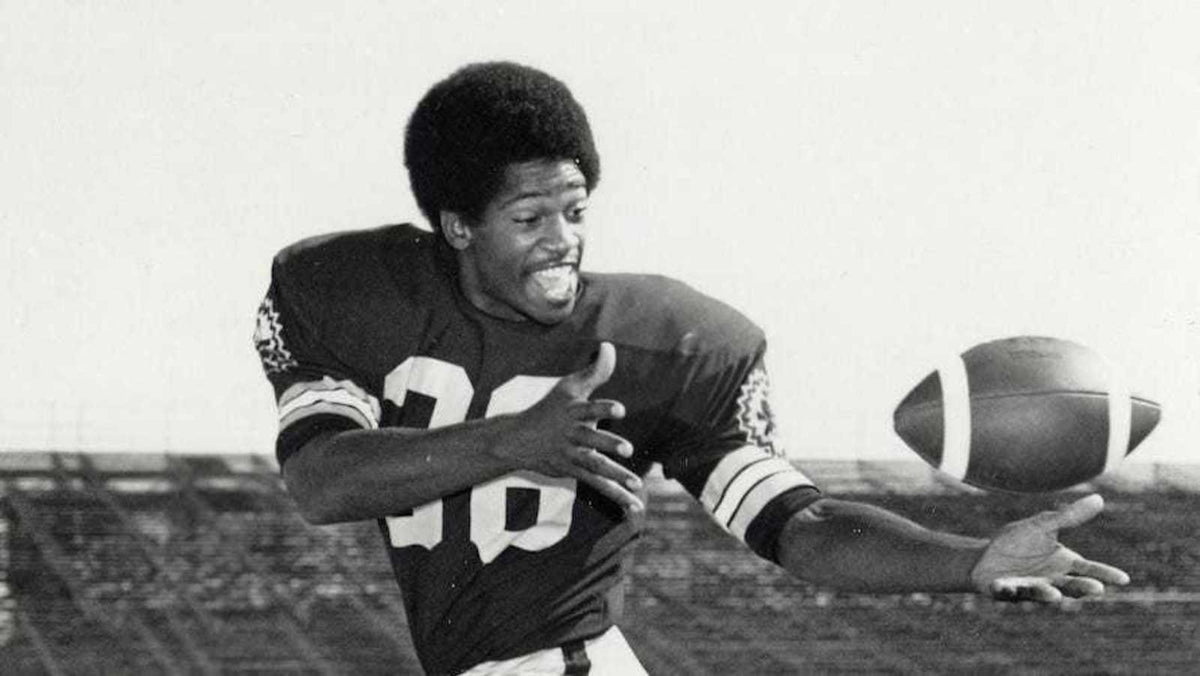 How a photo on Frank Kush's wall changed ASU legend Mike Haynes' perspective on the future